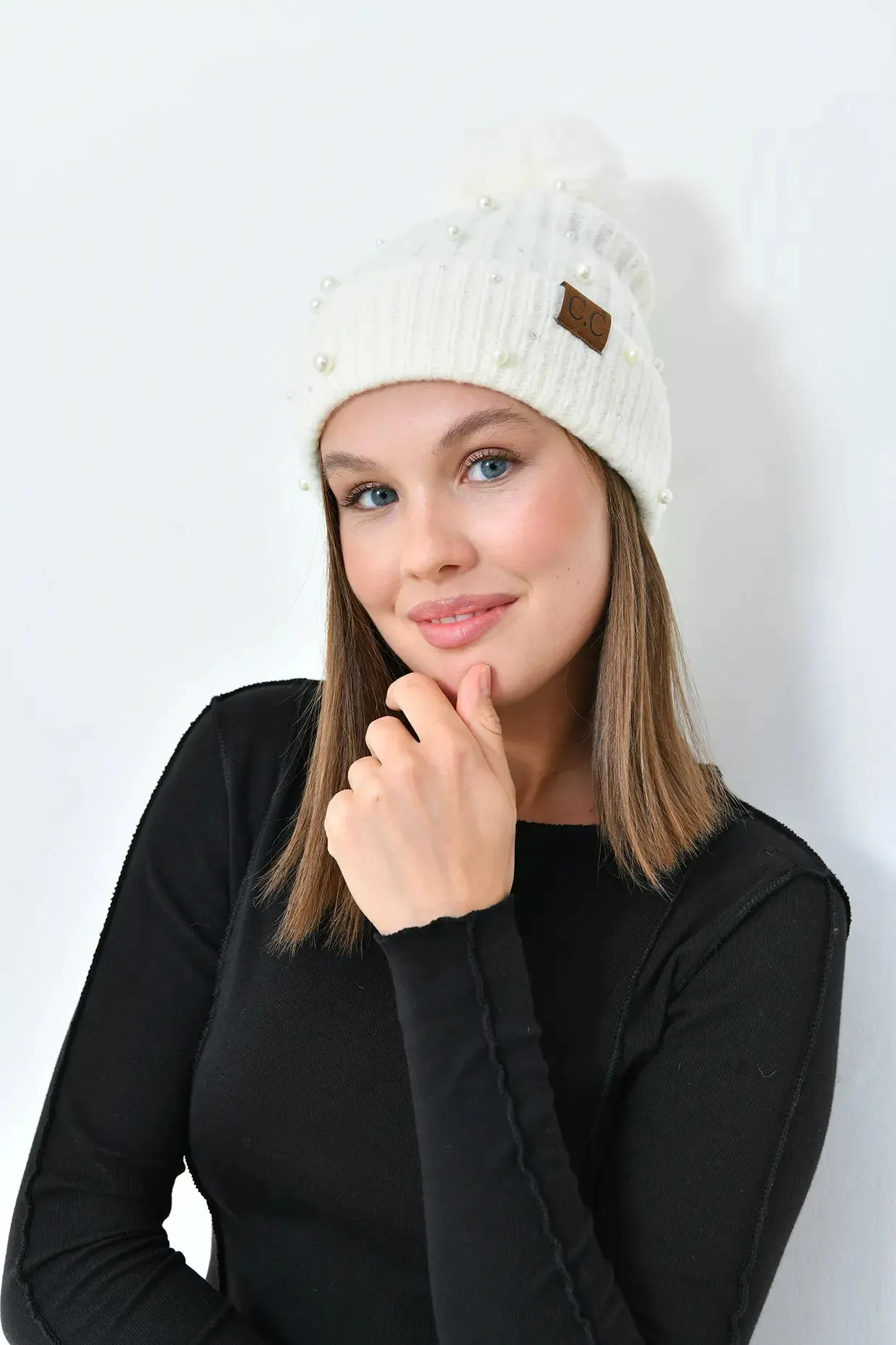 FUR&PEARL EMBELLISHED KNIT HAT - ECRU
